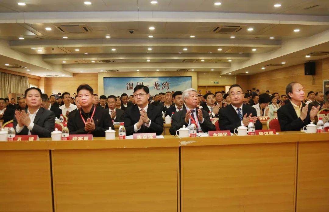 广东省龙湾高中,广东省龙湾高中，探索卓越教育的殿堂